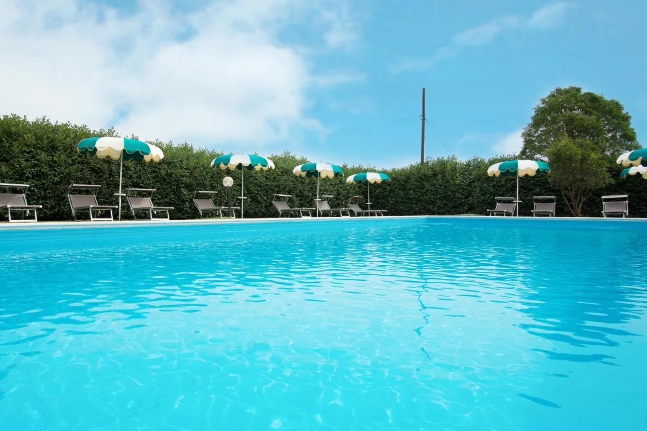 Casa Vacanze Vecchio Granaio Magione Exteriör bild