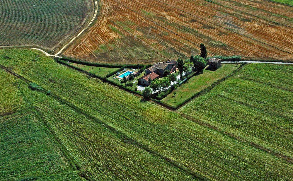 Casa Vacanze Vecchio Granaio Magione Exteriör bild