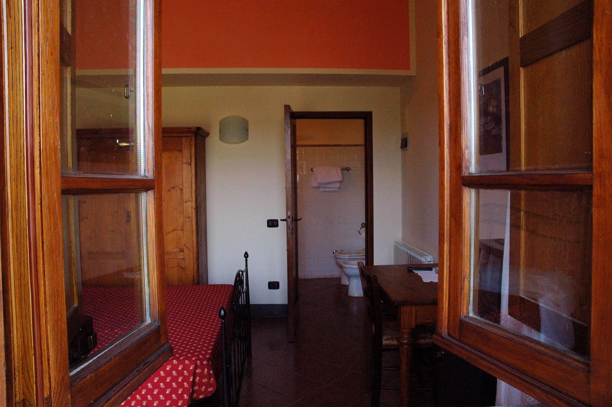 Casa Vacanze Vecchio Granaio Magione Exteriör bild