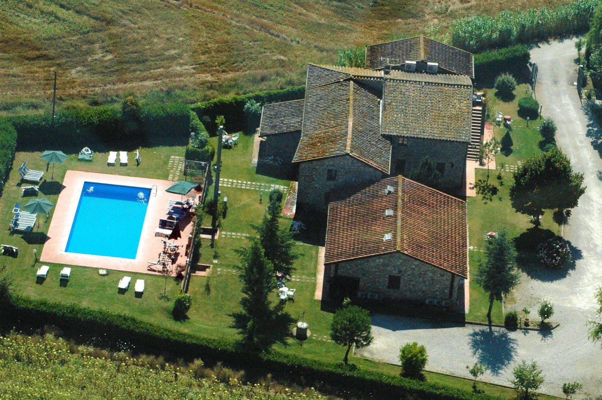 Casa Vacanze Vecchio Granaio Magione Exteriör bild